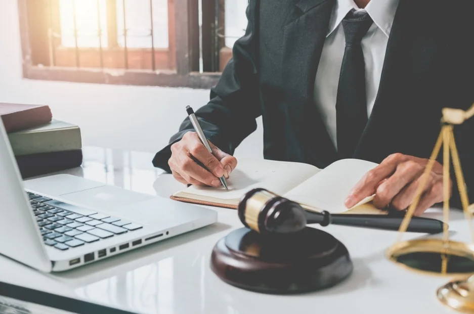 DỊCH VỤ LUẬT SƯ LAO ĐỘNG 